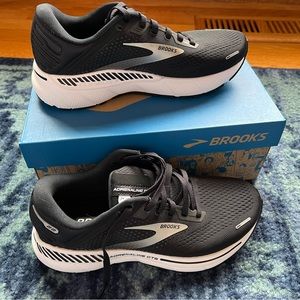 Brooks Adrenaline GTS Running Shoes